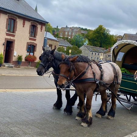 Отель Au Fil De L'Eau Grupont Экстерьер фото
